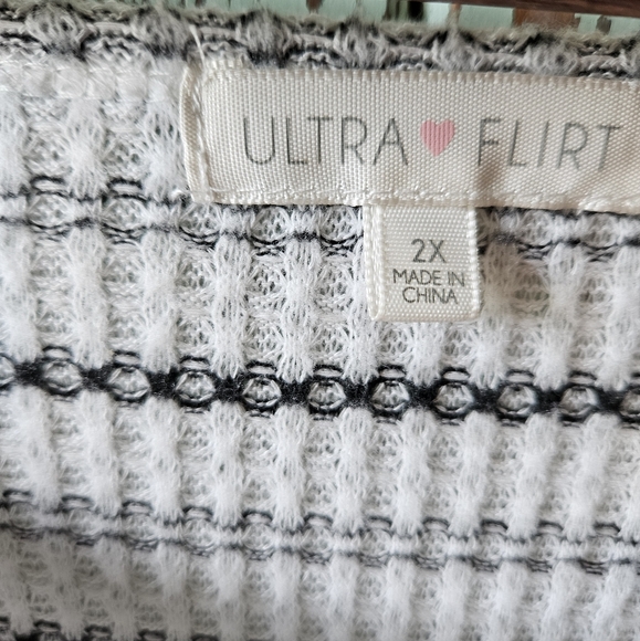 Ultra Flirt 2X Top - Picture 3 of 6